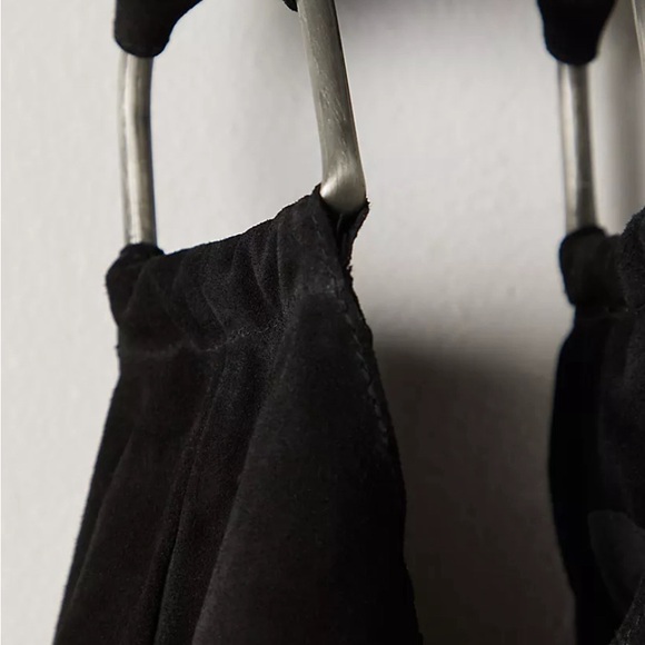 Gorgeous, Free People Bobbi Suede Slouchy Tote❤️ NWT - Picture 8 of 9